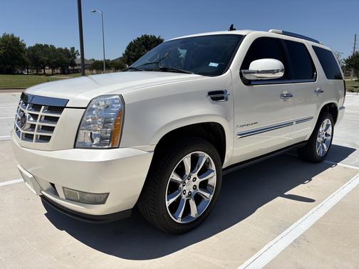 White 2007 Cadillac Escalade Base