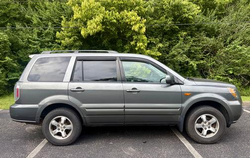Gray 2007 Honda Pilot EX-L
