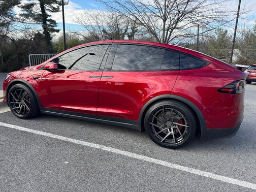 2023 Tesla Model X Base