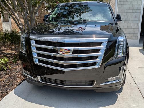 2018 Cadillac Escalade Luxury