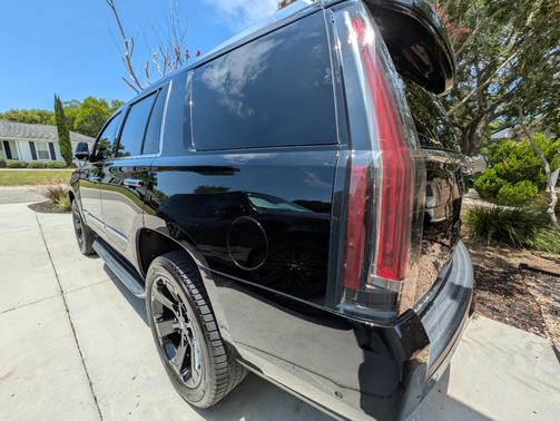 2018 Cadillac Escalade Luxury