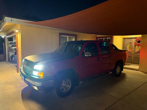 2006 Chevrolet Avalanche 1500 LS