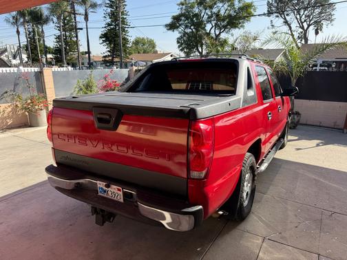 2006 Chevrolet Avalanche 1500 LS