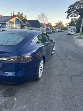 2017 Tesla Model S 75