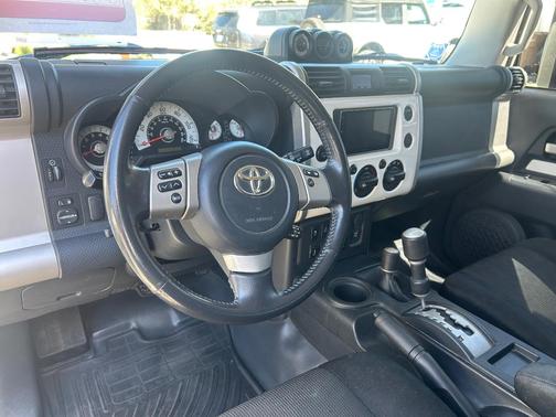 White 2013 Toyota FJ Cruiser Base