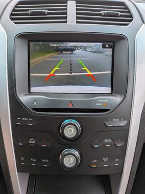 White 2012 Ford Explorer XLT