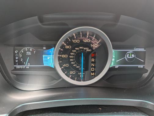 White 2012 Ford Explorer XLT