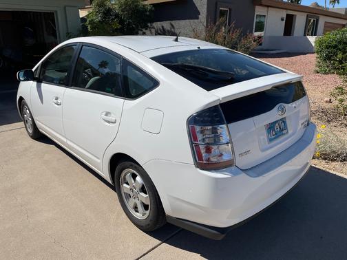 2005 Toyota Prius Base