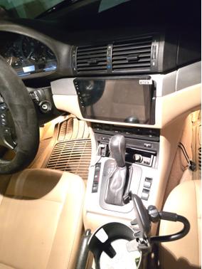 2004 BMW 325 i
