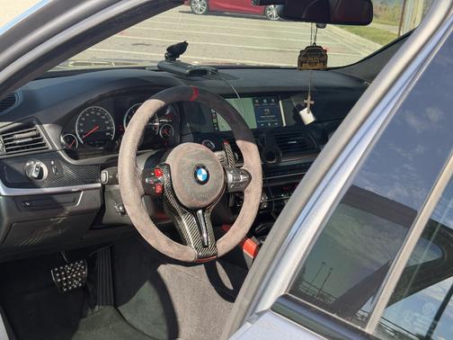 Gray 2013 BMW M5 Base