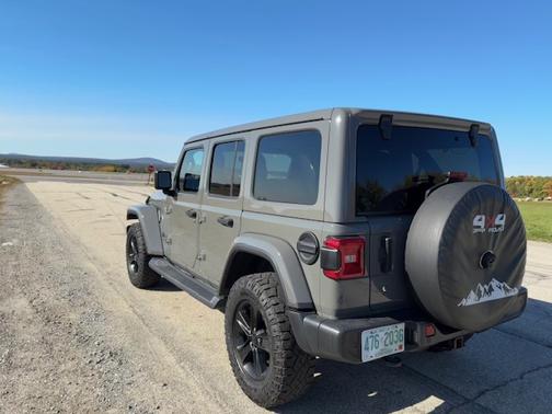 2020 Jeep Wrangler Unlimited Sahara