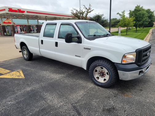 Photo 3 of 3 of 2007 Ford F-250 XL Crew Cab Super Duty