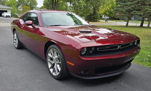2022 Dodge Challenger SXT