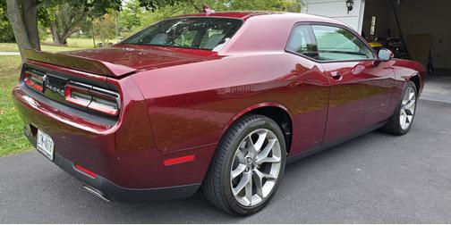 2022 Dodge Challenger SXT