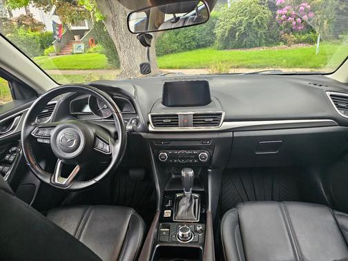 Black 2018 Mazda Mazda3 Touring