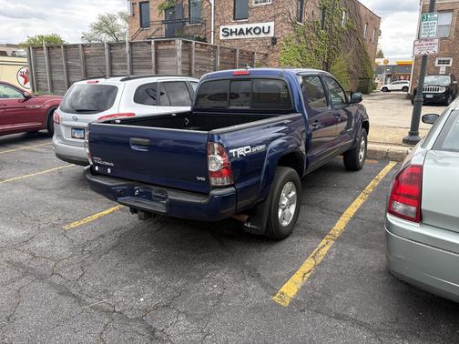Blue 2015 Toyota Tacoma Base