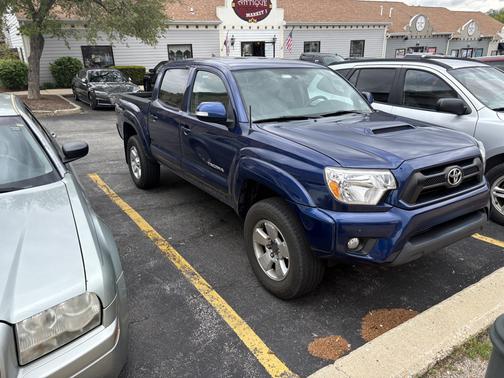 Blue 2015 Toyota Tacoma Base