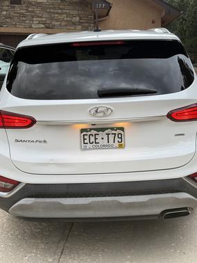 White 2019 Hyundai SANTA FE SE 2.4