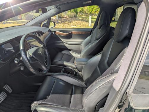 2018 Tesla Model X P100D