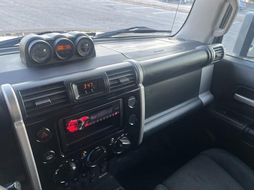 2010 Toyota FJ Cruiser Base
