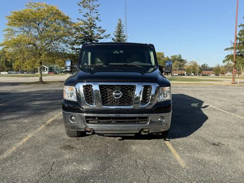 2015 Nissan NV Passenger NV3500 HD SL V8