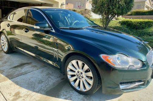 2009 Jaguar XF Premium Luxury