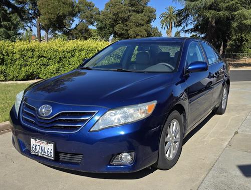 2010 Toyota Camry XLE