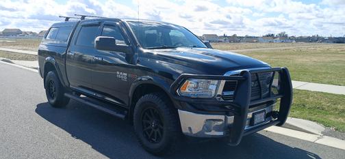 Black 2019 RAM 1500 Classic Laramie