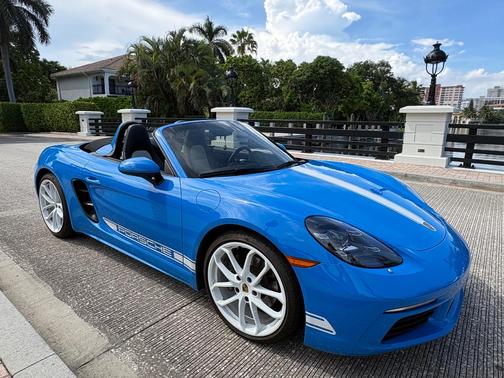 Blue 2024 Porsche 718 Boxster Style Edition