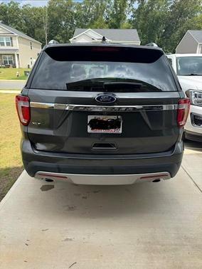 Gray 2017 Ford Explorer XLT