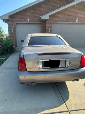 2003 Cadillac DeVille Base