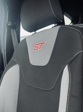 2018 Ford Focus ST Base