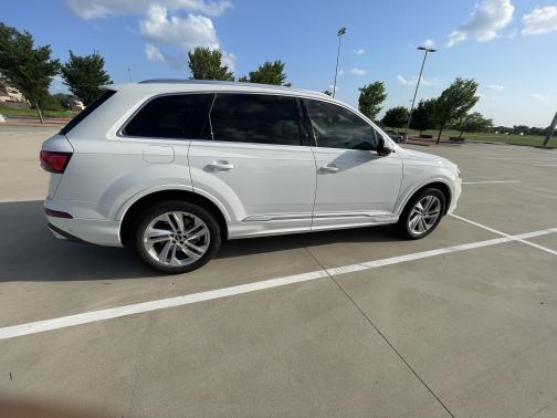 2021 Audi Q7 45 Premium