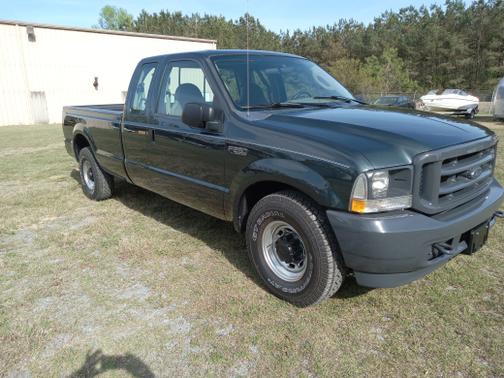 2004 Ford F-250 XL SuperCab Super Duty