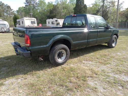 2004 Ford F-250 XL SuperCab Super Duty