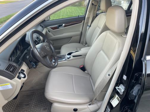 2011 Mercedes-Benz C-Class C 300 4MATIC Sport