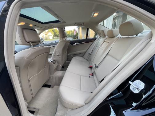 2011 Mercedes-Benz C-Class C 300 4MATIC Sport