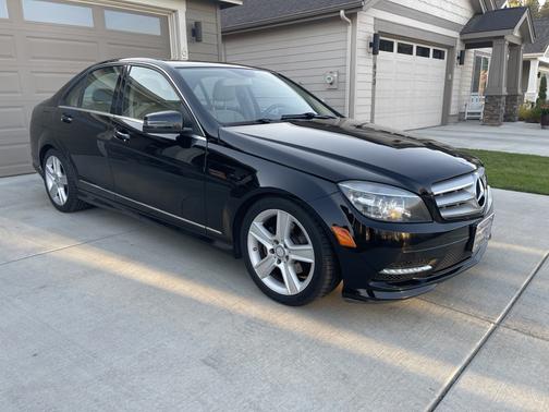 2011 Mercedes-Benz C-Class C 300 4MATIC Sport