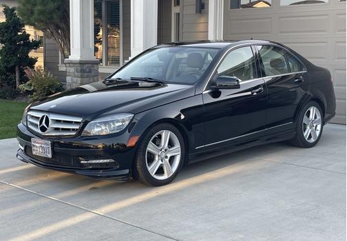2011 Mercedes-Benz C-Class C 300 4MATIC Sport