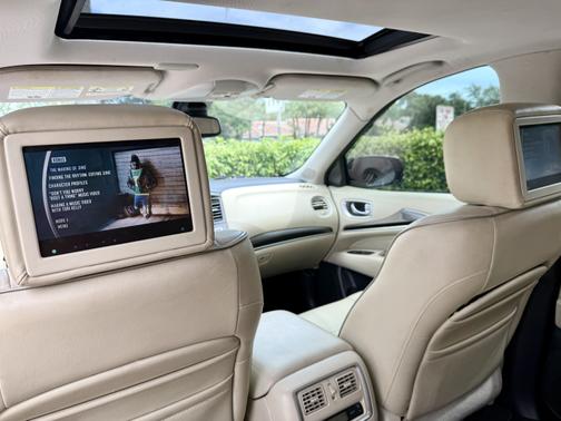 2017 INFINITI QX60 Base