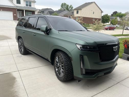 2023 Cadillac Escalade Sport