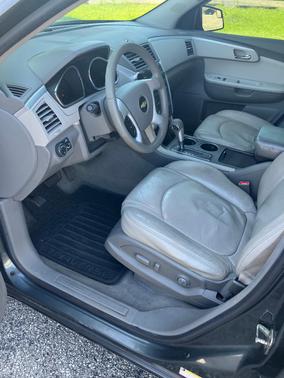 Gray 2010 Chevrolet Traverse LT