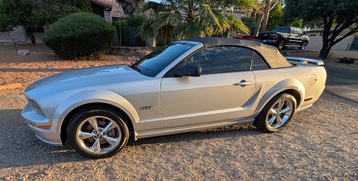 Silver 2006 Ford Mustang GT