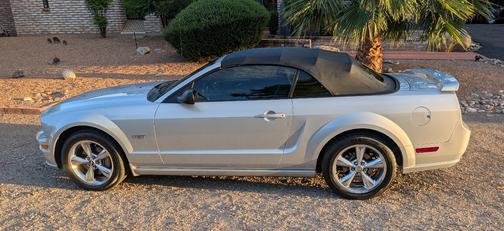 Silver 2006 Ford Mustang GT