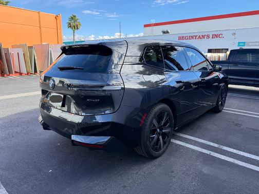 2025 BMW iX xDrive50
