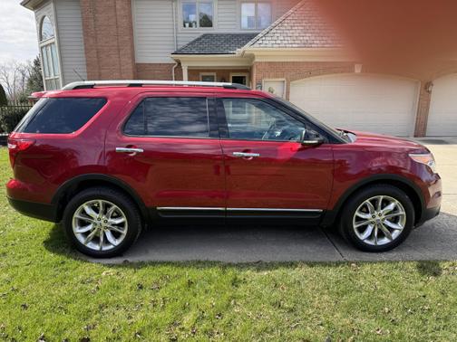 2014 Ford Explorer XLT
