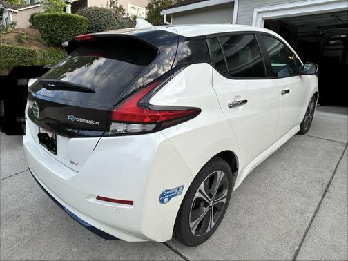 2020 Nissan Leaf SV