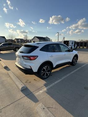 2021 Ford Escape SE Hybrid