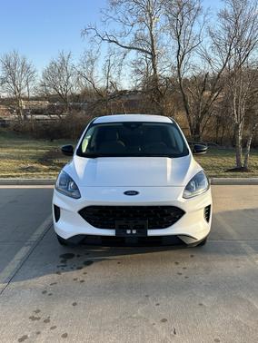 2021 Ford Escape SE Hybrid