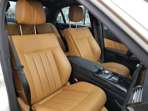 2013 Mercedes-Benz E-Class E 550 4MATIC